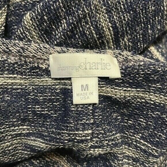 Charming Charlie Size M 3/4 Sleeve Sweater Navy Gray Stripes Back Button Detail - Picture 4 of 6